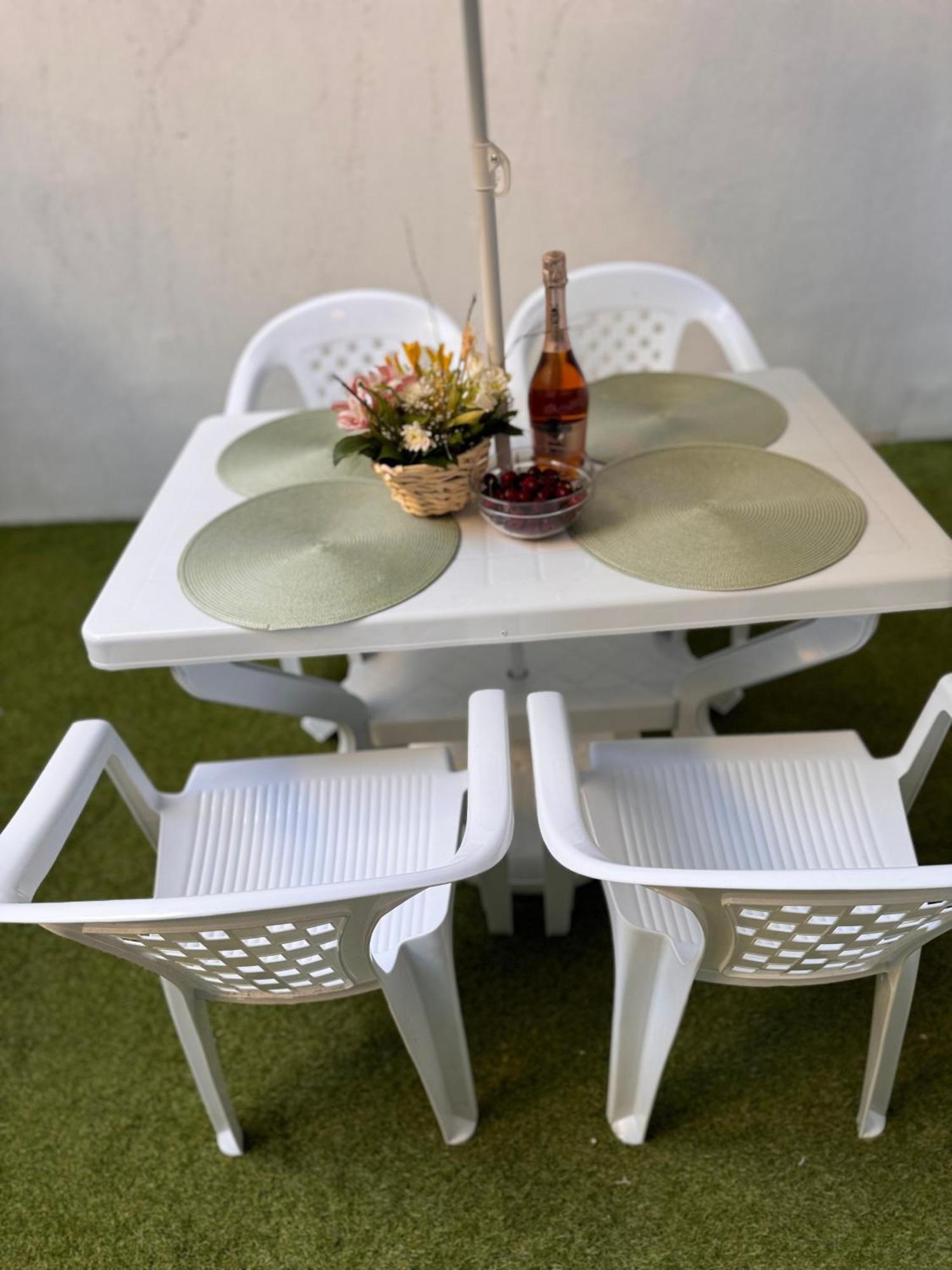 Апартаменти Goldy With Private Garden Burgas
